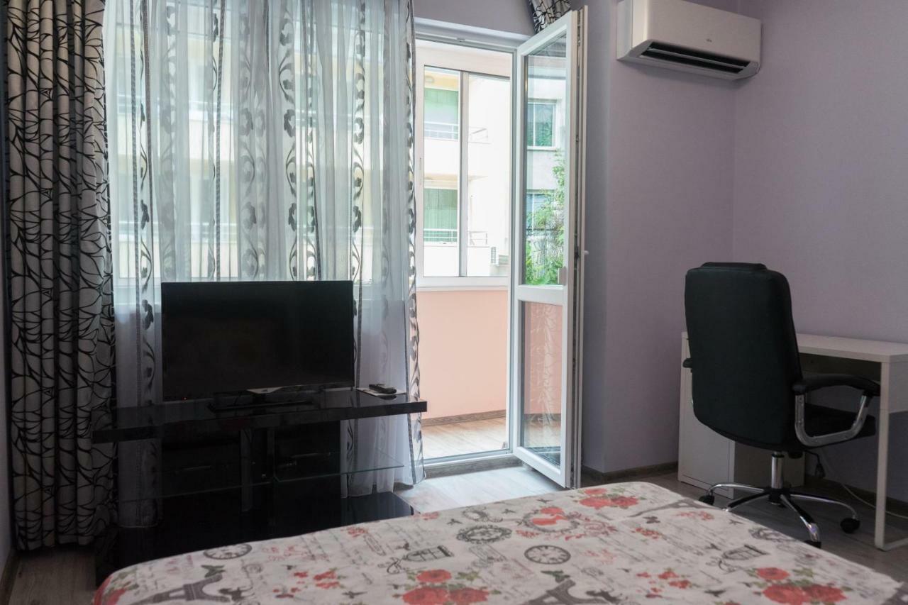 Apartment Nicole Varna Ngoại thất bức ảnh